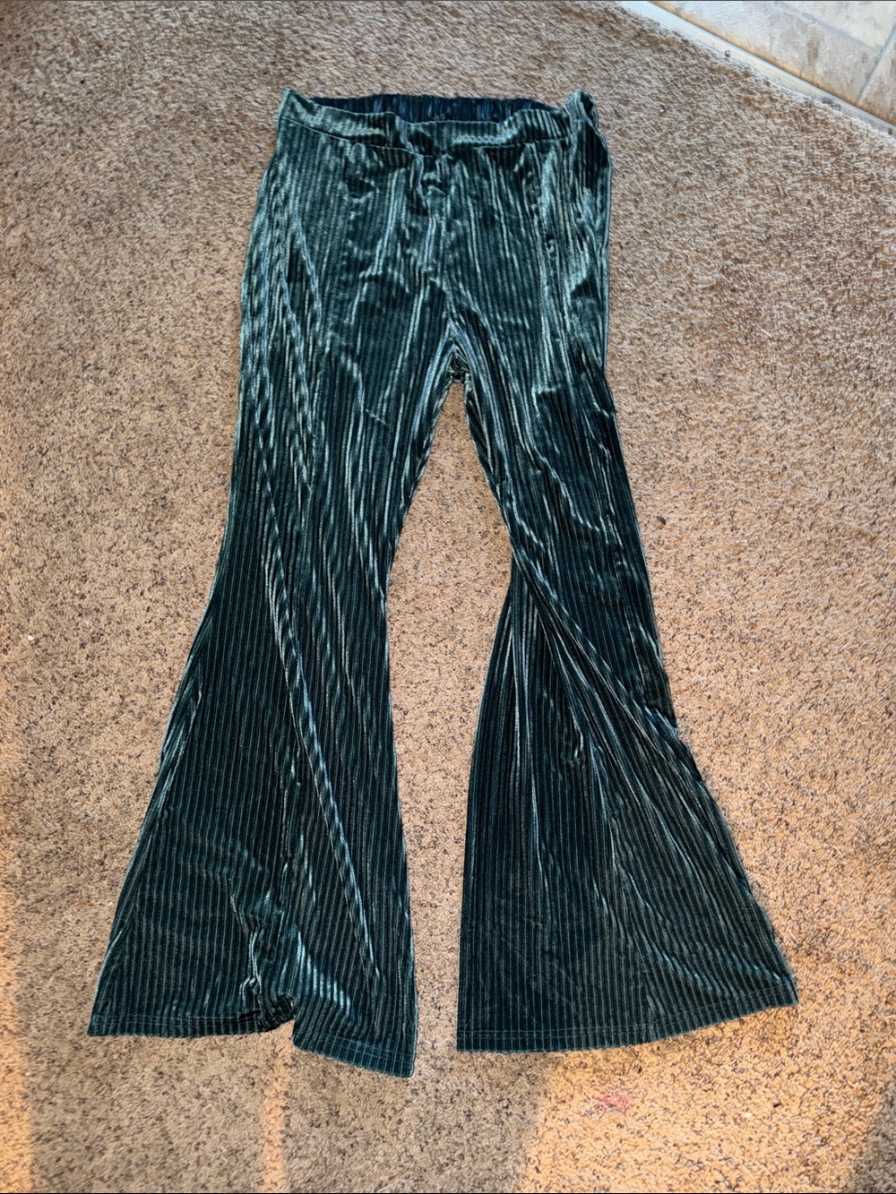 Velvet Ribbed Flare Pants in Deep Green
